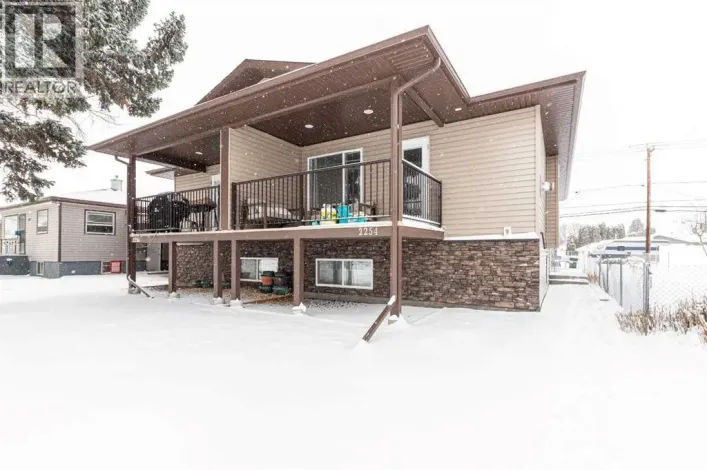 2254 15 Avenue SE, Medicine Hat