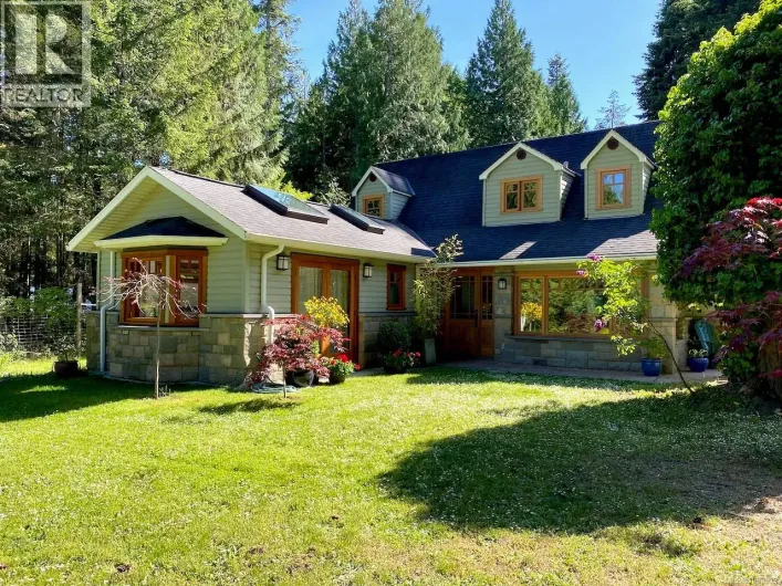 2254 North End Rd, Salt Spring