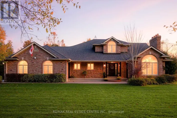 2255 MOHAWK TRAIL, Milton