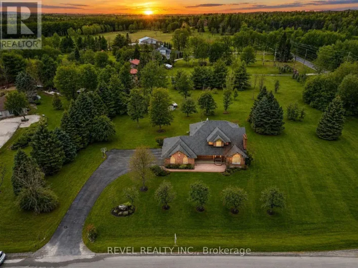 2255 MOHAWK TRAIL, Milton