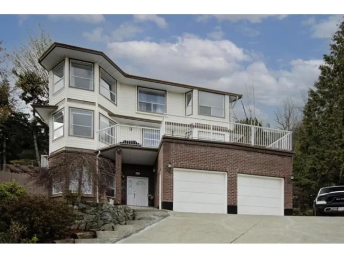 2255 MOUNTAIN DRIVE, Abbotsford