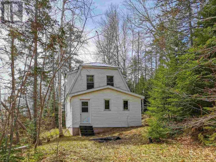 2257 County Line Road, Caledonia