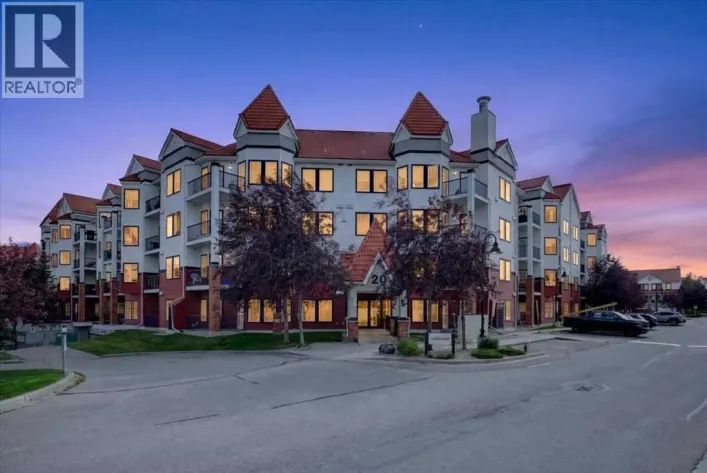 226, 20 Royal Oak Plaza NW, Calgary