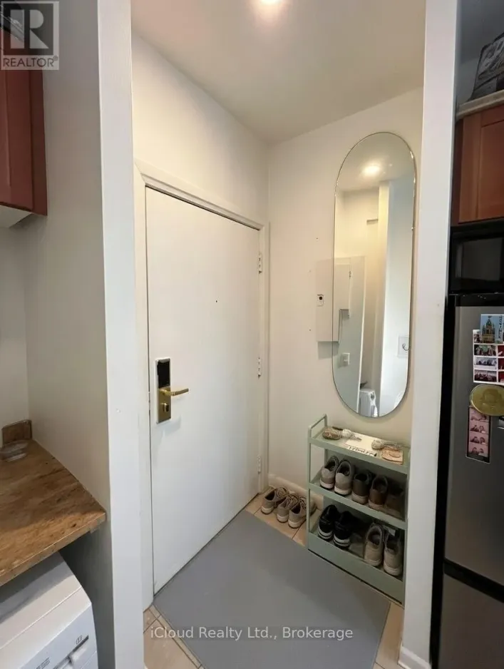 226 - 2737 KEELE STREET, Toronto