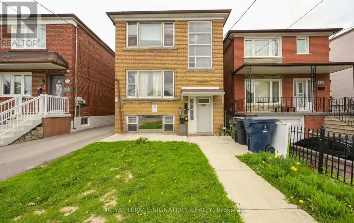 226 BICKNELL AVENUE, Toronto