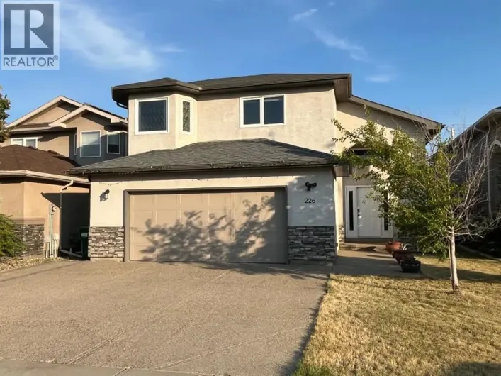 226 Gateway Manor S, Lethbridge
