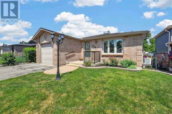 226 LILLIAN CRESCENT, Barrie