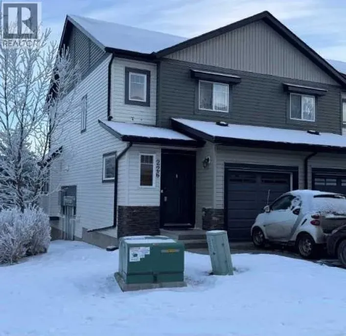 226 Pantego Lane NW, Calgary