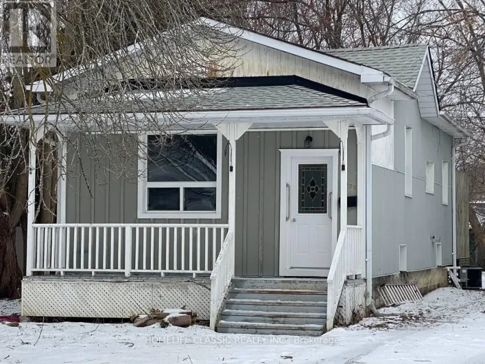 226 ROYAL ROAD, Georgina