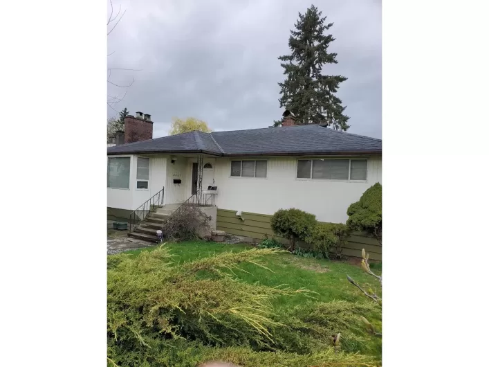 2261 HAWTHORNE AVENUE, Port Coquitlam