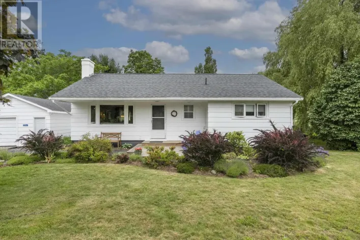 2261 North Avenue, Canning