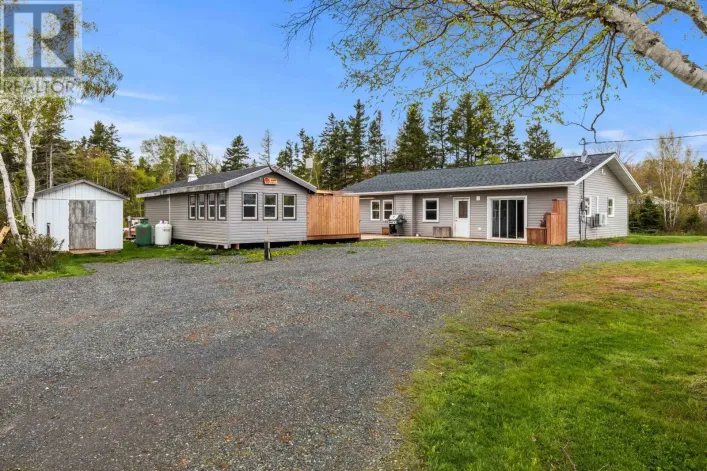 2263 SELKIRK Road, Monticello