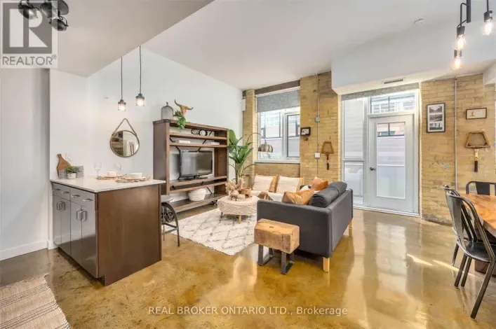 227 - 201 CARLAW AVENUE, Toronto