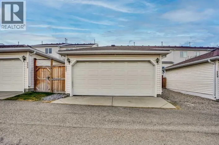 227 Citadel Lane NW, Calgary