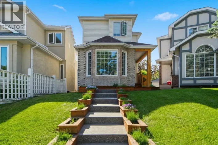 227 Coachway Road SW, Calgary