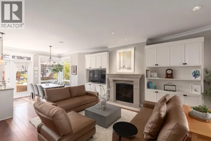 227 E 17 STREET, North Vancouver