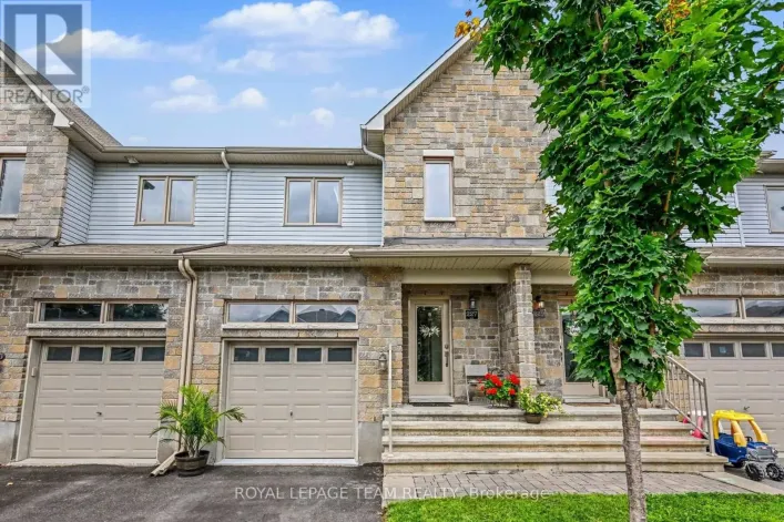 227 KING STREET, Carleton Place
