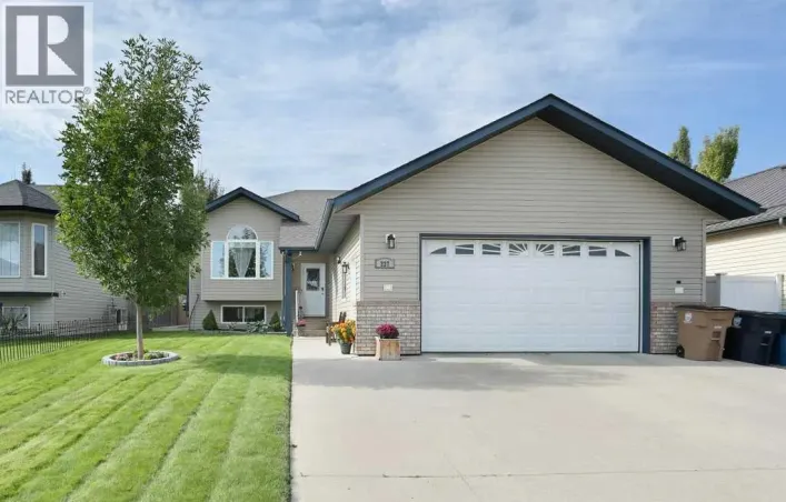 227 Meadowbrook Drive, Brooks