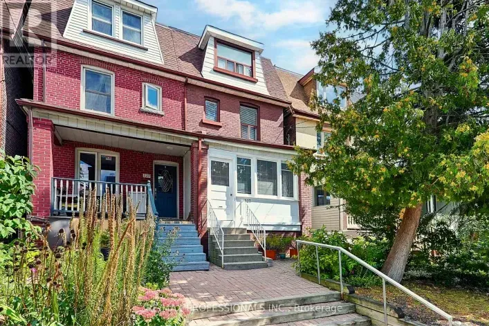 227 MONTROSE AVENUE, Toronto