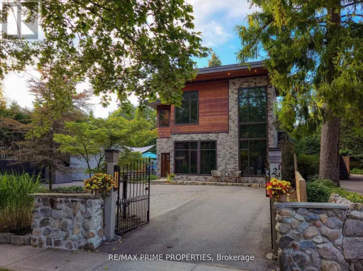 227 SECOND STREET, Whitchurch-Stouffville