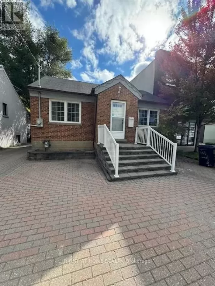 227 SHEPPARD AVENUE W, Toronto