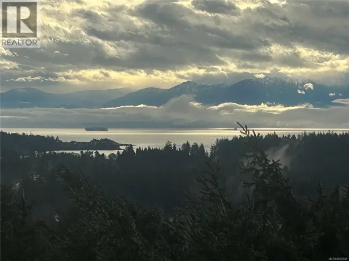 2270 Henlyn Dr, Sooke