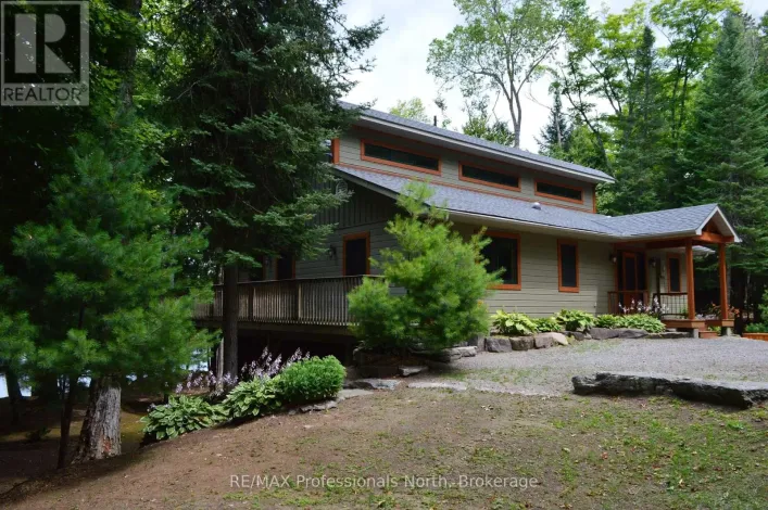 2272 MINNICOCK LAKE ROAD, Highlands East