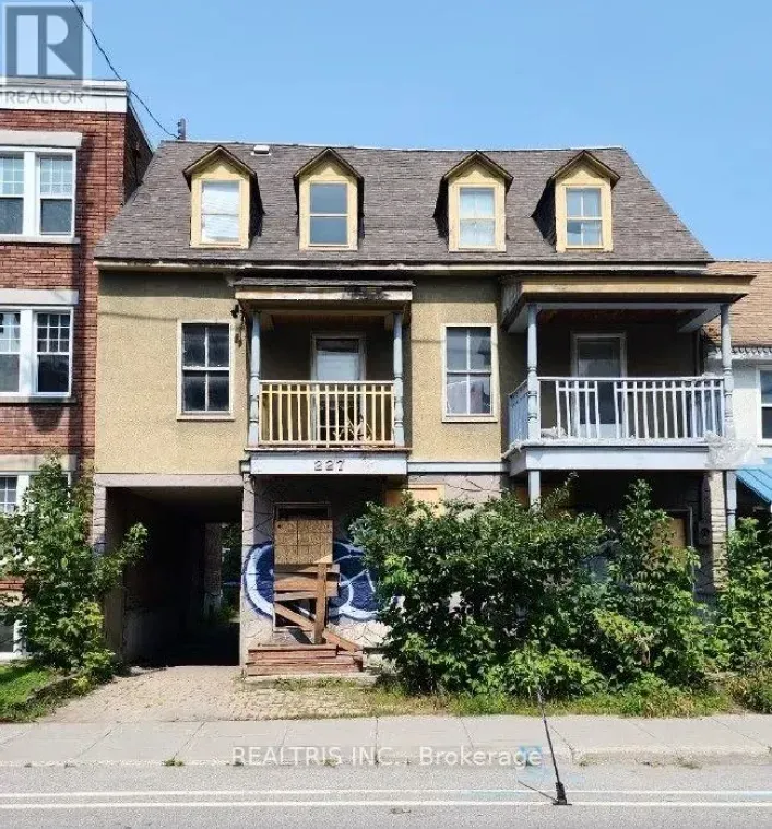 Triplex for sale: 227-229 ST. PATRICK STREET, Ottawa