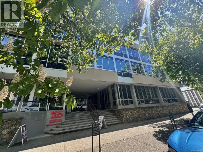 228 1175 Cook St, Victoria