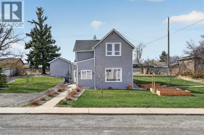 228 21 Street, Fort Macleod