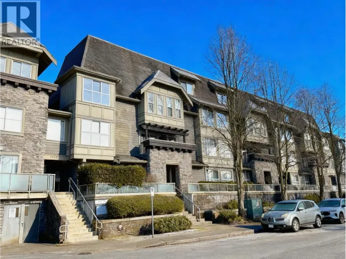 228 2108 ROWLAND STREET, Port Coquitlam