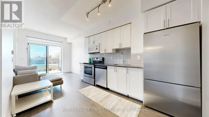 228 - 7900 BATHURST STREET, Vaughan