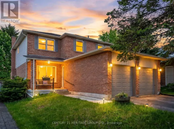 228 BILLINGS CRESCENT, Newmarket