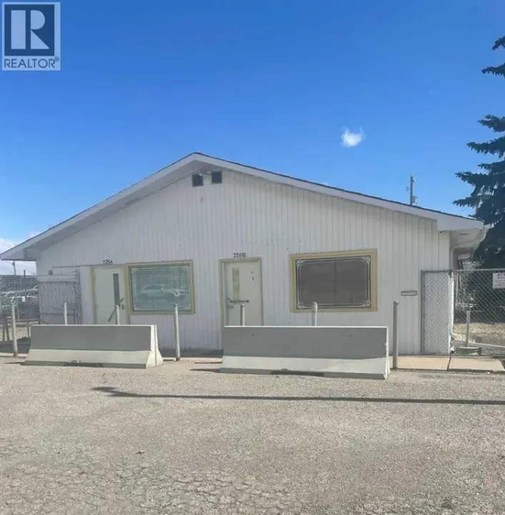 228 Centre Street NE, Langdon