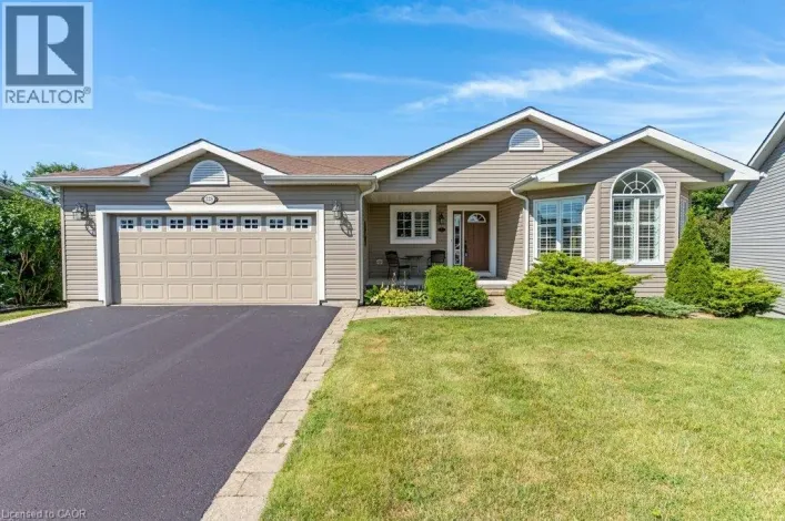 228 GLENARIFF Drive, Freelton