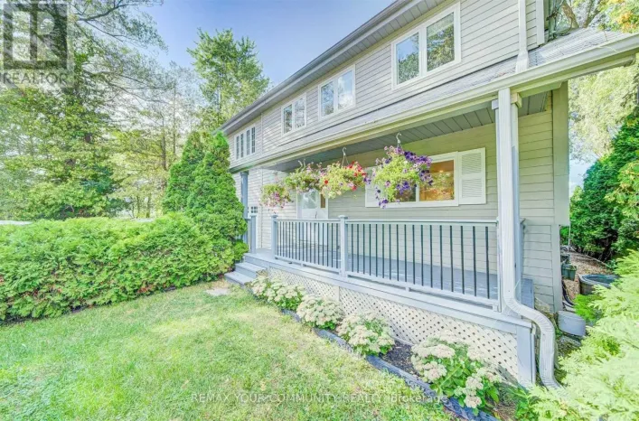 228 LAKE DRIVE, Georgina