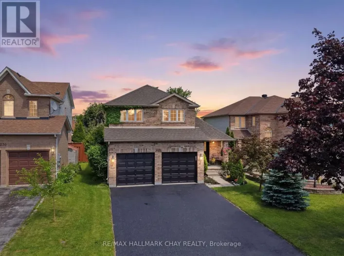 228 WESSENGER DRIVE, Barrie