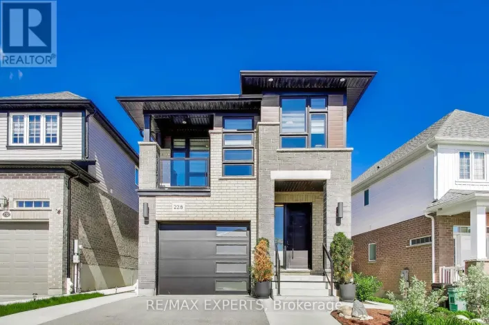 228 WOODBINE AVENUE, Kitchener