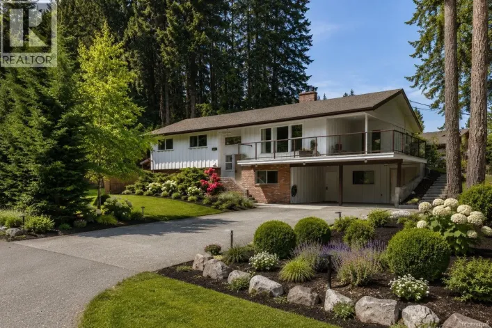 2280 Calais Rd, Duncan