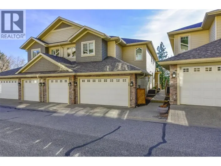 Row / Townhouse for sale: 2283 Shannon Heights Court Unit# 18, West Kelowna