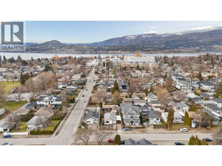 2284 Aberdeen Street, Kelowna