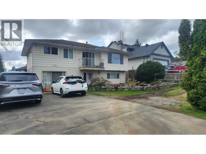 2286 AUSTIN AVENUE, Coquitlam
