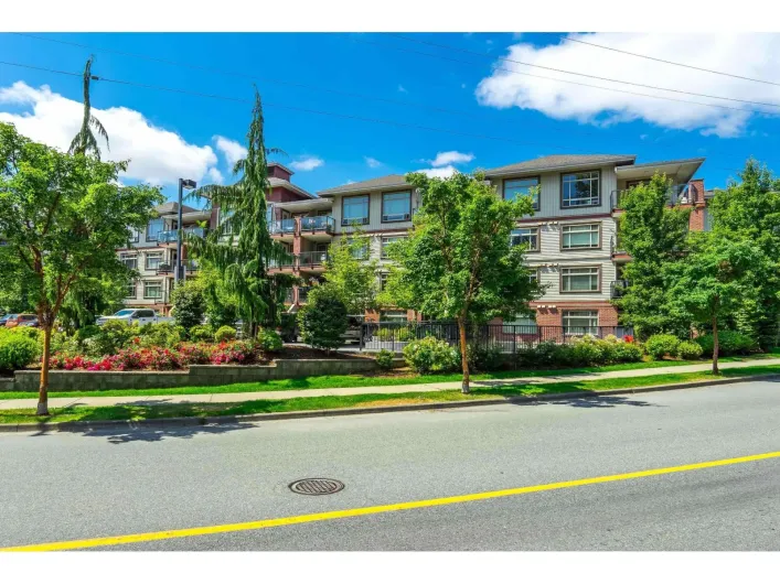 229 2233 MCKENZIE ROAD, Abbotsford