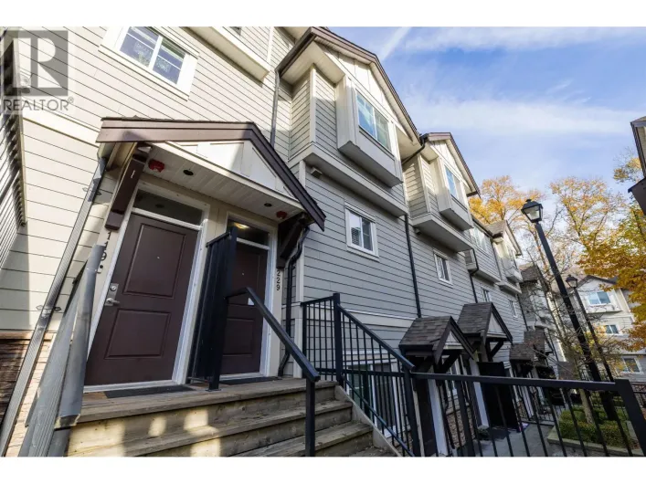 229 3888 NORFOLK STREET, Burnaby