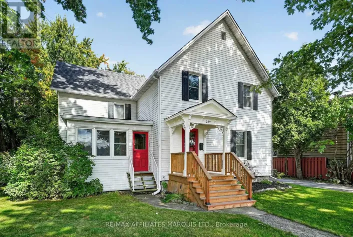 229 4TH STREET E, Cornwall