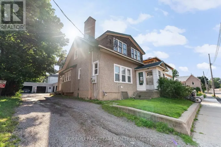 229 CECELIA STREET, Pembroke