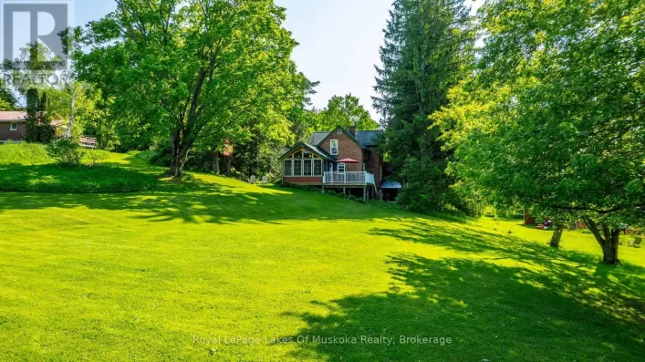 229 FRASERBURG ROAD, Bracebridge