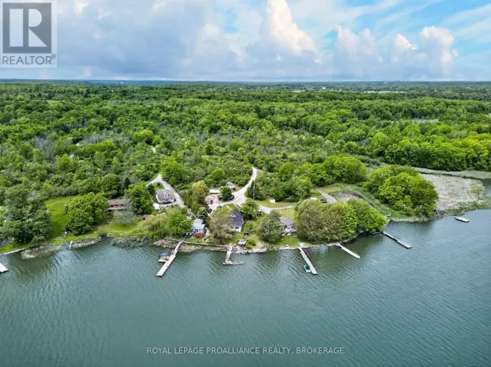 229 JOHNSON BAY LANE, Frontenac Islands