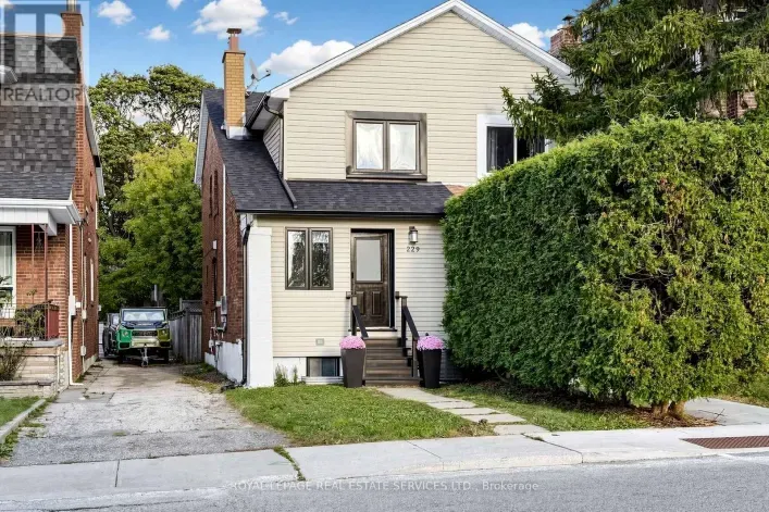 229 MCROBERTS AVENUE, Toronto
