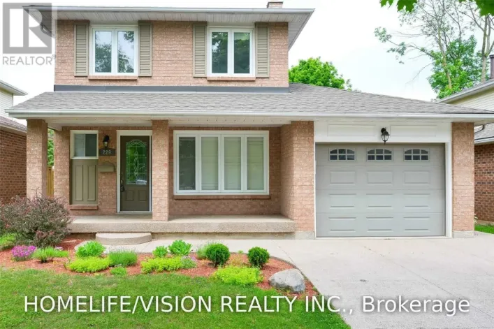 229 VILLAGE WOOD ROAD, Oakville